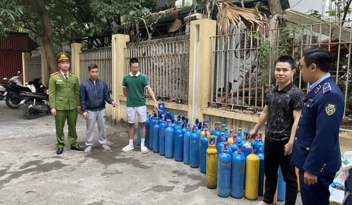 QLTT Hà Nội: Tăng cường kiểm tra, kiểm soát thuốc lá điện tử, thuốc lá nung nóng, shisha trên địa bàn