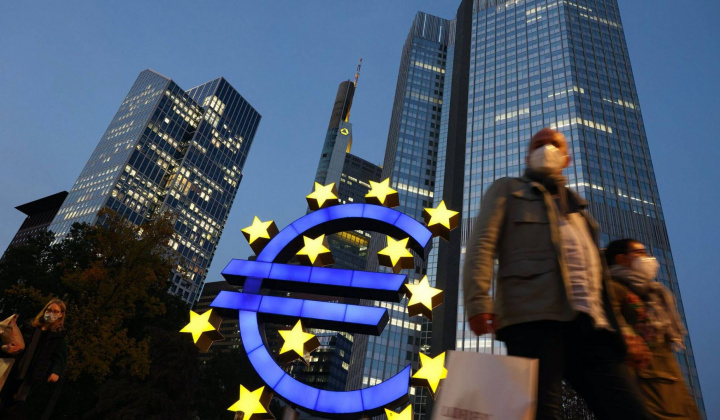 Bất chấp các rủi ro tài chính, Châu Âu có thể tiếp tục tăng lãi suất nhằm kiềm chế lạm phát