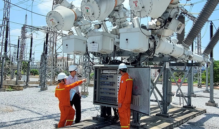 Truyền tải điện Đông Bắc 2 chủ động xây dựng các phương án đảm bảo cung cấp điện mùa nắng nóng