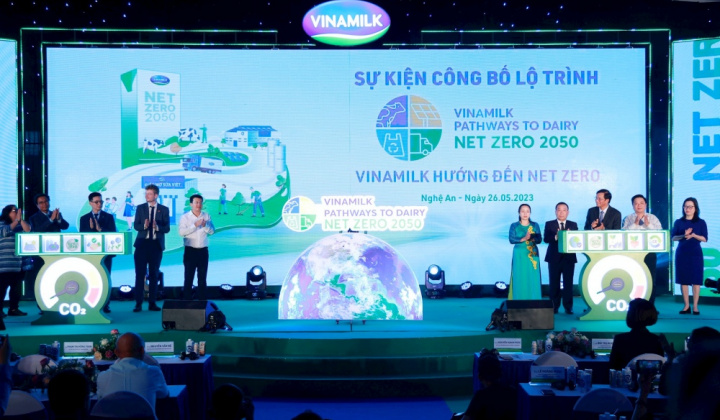 Vinamilk công bố lộ trình tiến đến Net Zero 2050, có trang trại, nhà máy sữa đầu tiên tại Việt Nam đạt trung hoà carbon