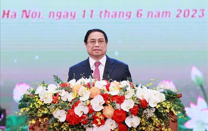Thủ tướng: Mỗi điển hình tiên tiến lan tỏa tinh thần, đạo đức, ý thức trách nhiệm và sự cống hiến