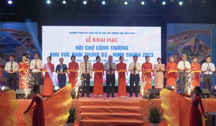 Gần 300 gian hàng tham gia trưng bày tại Hội chợ Công Thương khu vực Nam Trung Bộ - Ninh Thuận 2023