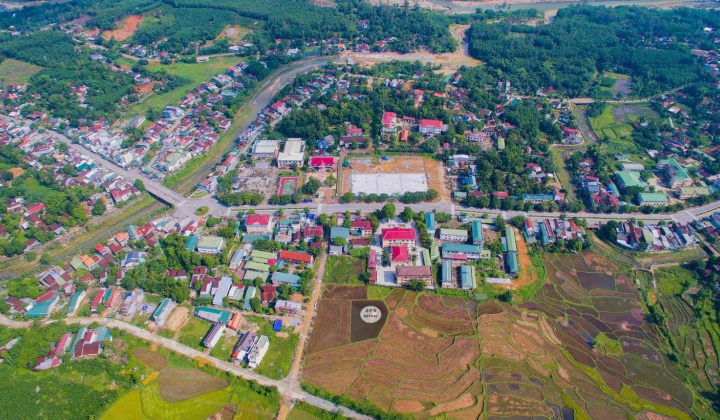 Huyện Trà Bồng: Phát triển toàn diện kinh tế - văn hóa - xã hội