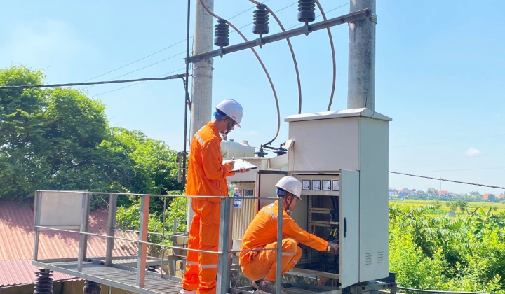 EVNNPC: Nỗ lực đảm bảo cung ứng điện gắn với đẩy mạnh sử dụng điện tiết kiệm, hiệu quả