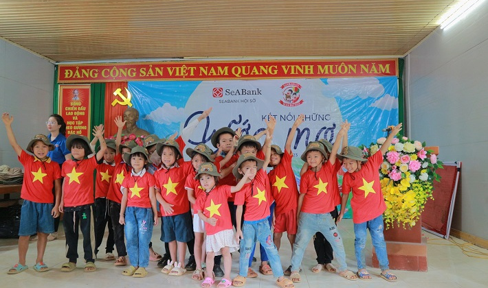 Ngân hàng SeABank chia sẻ niềm vui, kết nối những ước mơ của trẻ thơ