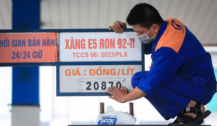 Kỳ điều hành 21/6/2023: Giá xăng tiếp tục giữ nguyên, giá dầu dao động nhẹ