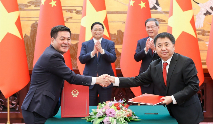 Việt Nam - Trung Quốc ký thỏa thuận hợp tác về lĩnh vực quản lý thị trường