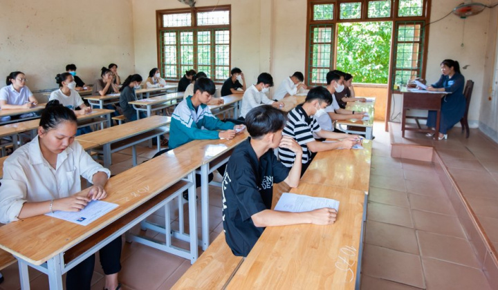 Đề thi Ngữ văn tốt nghiệp THPT 2023 sát cấu trúc và vừa sức