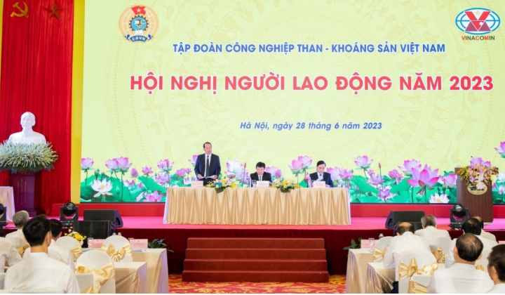 TKV: Cải thiện điều kiện làm việc để giữ chân người lao động