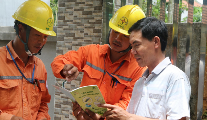 Nắng nóng kéo dài, 63 địa phương ban hành văn bản chỉ đạo về tăng cường tiết kiệm điện