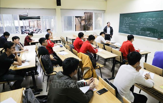 Hệ thống chỉ số tài chính phục vụ công tác quản trị và tự đánh giá chất lượng cơ sở giáo dục đại học công lập