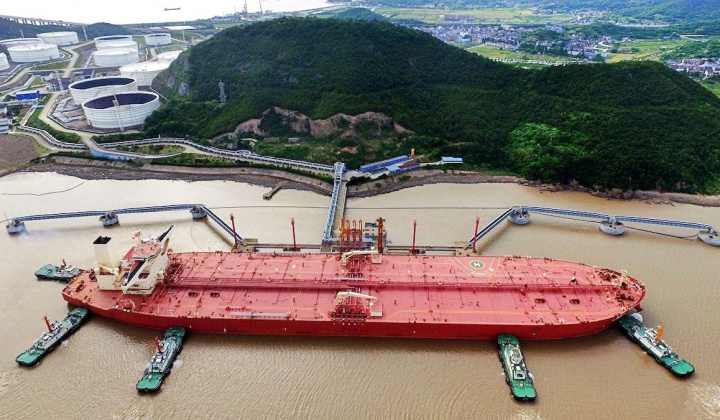 Giá xăng dầu hôm nay 17/7: Tiếp tục giảm, thị trường chờ đợi dữ liệu kinh tế mới từ Trung Quốc