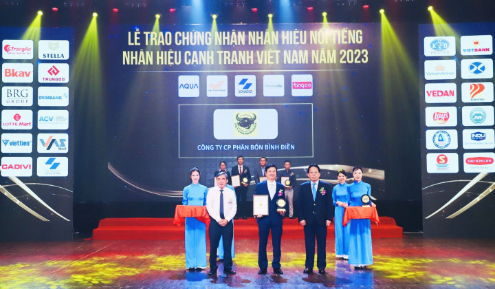 Phân bón Bình Điền - Đầu Trâu tiếp tục lọt Top 10 nhãn hiệu nổi tiếng Việt Nam