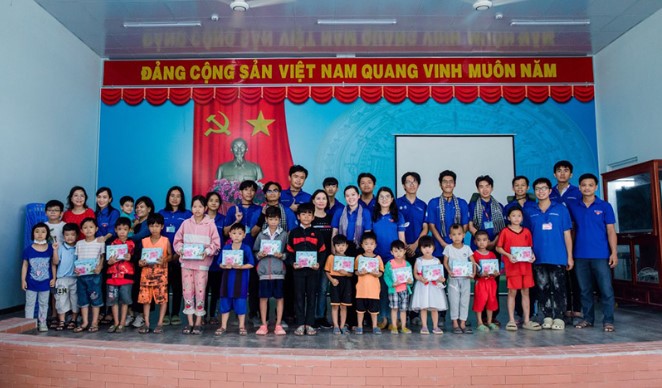 Tuổi trẻ Hóa chất Cơ bản Miền Nam mang "Mùa hè yêu thương" đến Đồng Tháp
