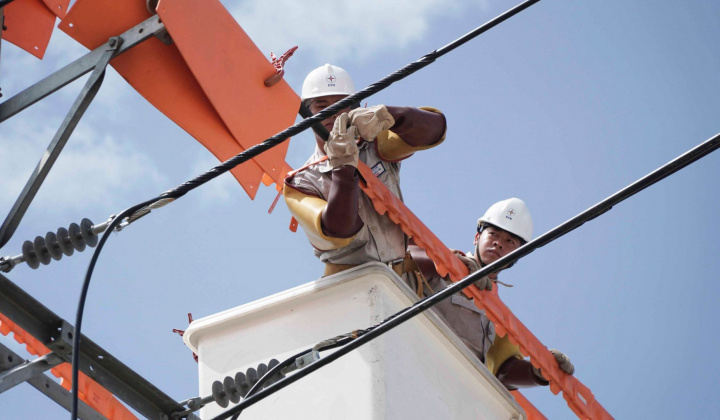Nắng nóng cao điểm, phụ tải miền Bắc có thể chạm mốc 470 triệu kWh/ngày