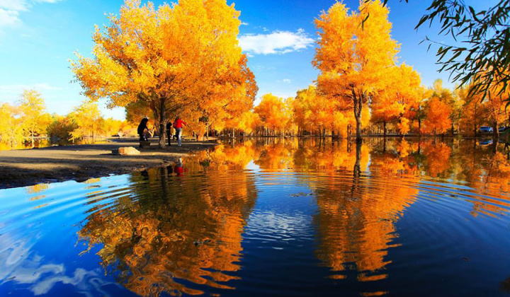 Đắm chìm trong kỳ quan thiên nhiên của Tân Cương