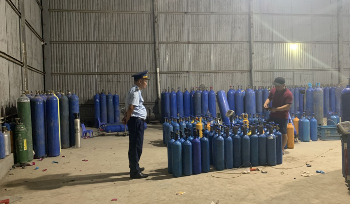 Phát hiện trên 1,3 tấn khí N2O không rõ nguồn gốc tại Bắc Ninh