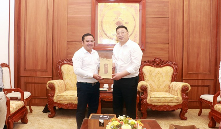 Vinachem - Juhua: Tăng cường hợp tác lĩnh vực hóa chất công nghiệp flo