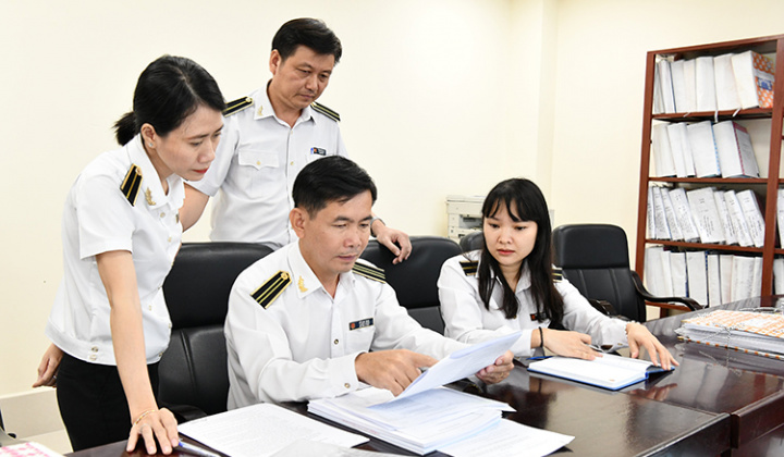 Các nhân tố ảnh hưởng đến chất lượng kiểm toán: nghiên cứu tại Thành phố Hồ Chí Minh