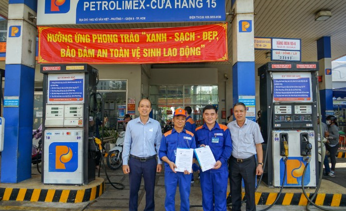 Vinh danh những hành động đẹp từ màu áo Petrolimex