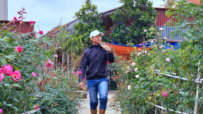 Một ngày theo chân YouTuber Quế Nghịch TV