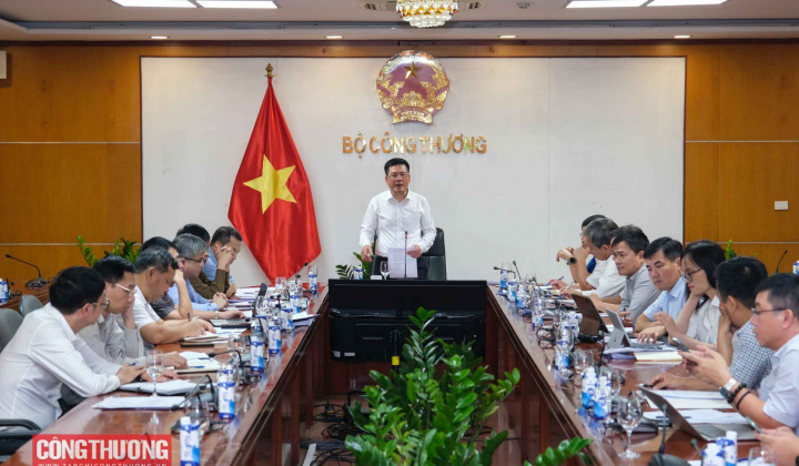 Đẩy nhanh tiến độ, đưa đường dây 500kV mạch 3 về đích trước tháng 6/2024