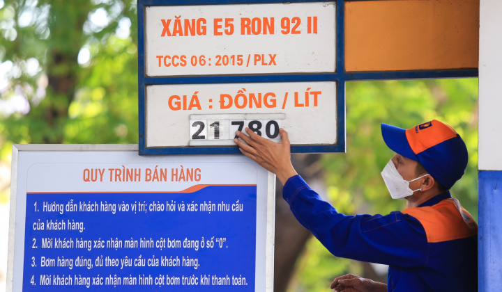 Giá xăng bình ổn trong khi giá dầu biến động mạnh ở kỳ điều chỉnh giữa tháng 8/2023