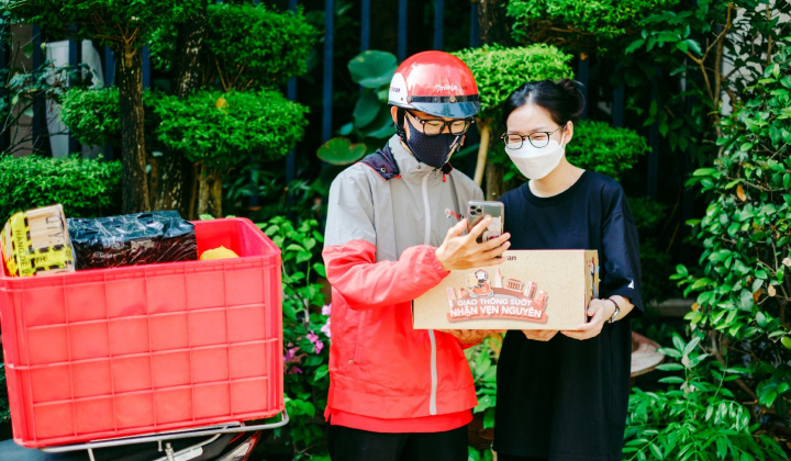 Mô hình nghiên cứu ý định khởi nghiệp của sinh viên đại học dựa trên nền tảng thương mại điện tử