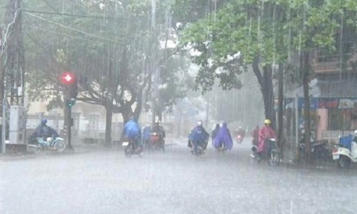 Thời tiết hôm nay ngày 03/8/2023: Hà Nội có mưa vừa mưa to, TP. Hồ Chí Minh và Đà Nẵng mưa về chiều tối