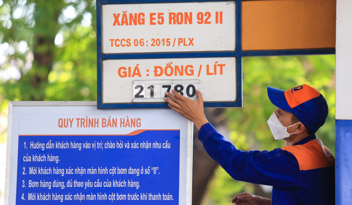 Giá xăng dầu tiếp tục tăng trong kì điều chỉnh cuối tháng 8/2023