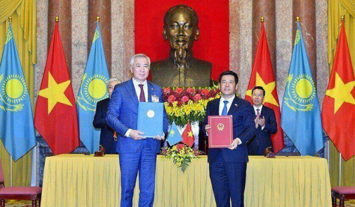 Việt Nam - Kazakhstan ký Kế hoạch hành động chung giai đoạn 2023 - 2025