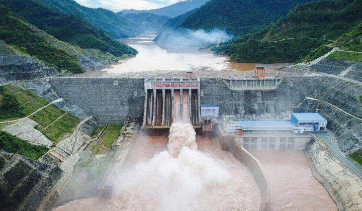 Mực nước hồ thủy điện ngày 23/8: Hồ chứa miền Bắc tăng lưu lượng, sản lượng thủy điện cả nước gần 398 triệu kWh