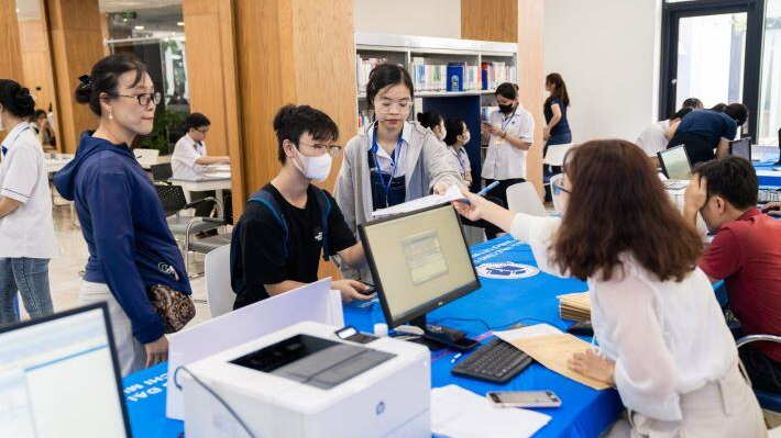 HUIT: Quy trình nhập học cho tân sinh viên thuận tiện, ấn tượng