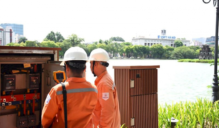 EVNHANOI đảm bảo cấp điện liên tục, ổn định dịp Lễ Quốc khánh 2/9