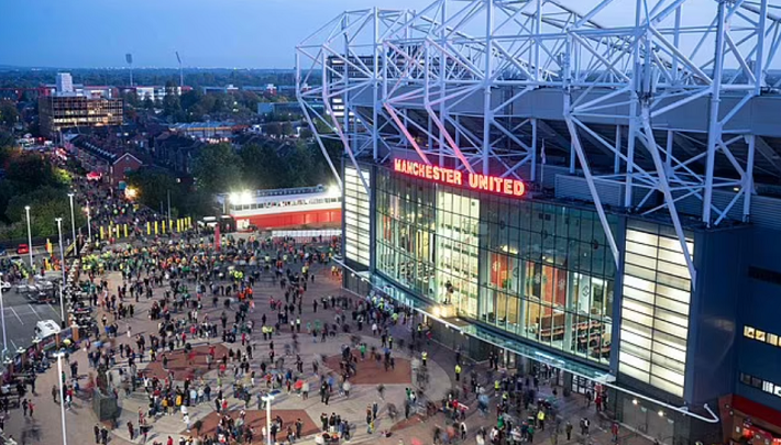 Nhà Glazer chưa bán Manchester United