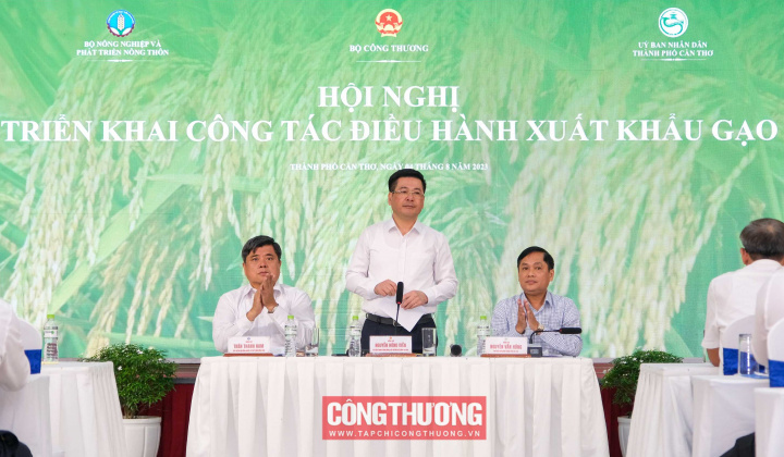 Đẩy mạnh xuất khẩu gạo gắn với giữ vững thương hiệu sản phẩm