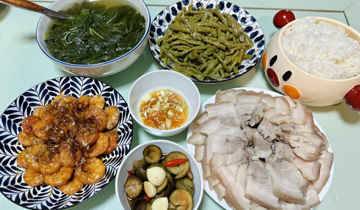 Đánh bay nồi cơm với món sấu ngâm mắm thần thánh