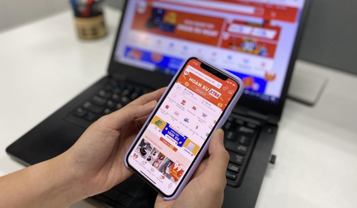 Các yếu tố ảnh hưởng đến phát triển thương mại điện tử đáp ứng yêu cầu phát triển bền vững ở Việt Nam