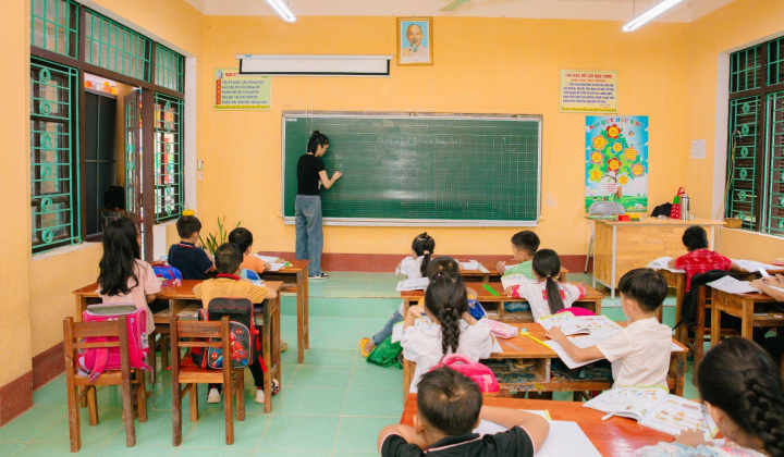 “Thắp sáng tương lai” cho các em nhỏ xã vùng cao Văn Lăng, tỉnh Thái Nguyên