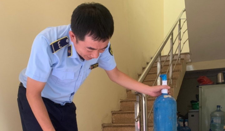 Hà Nội: Tiếp tục phát hiện số lượng lớn “khí” N20 không rõ nguồn gốc xuất xứ