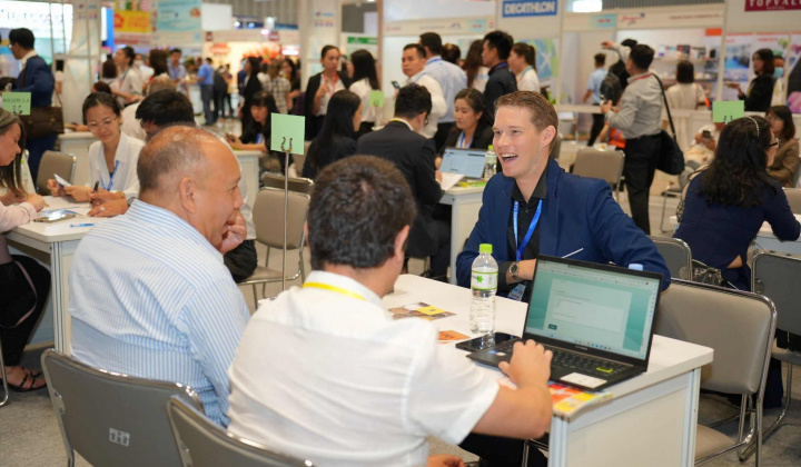 Tăng cường kết nối với các tập đoàn công nghiệp và năng lượng Hoa Kỳ