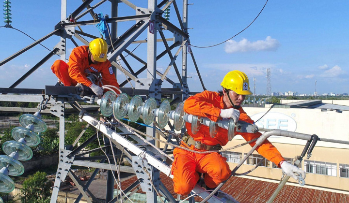 Sắp chào bán 351 triệu cổ phiếu EVF, bức tranh tài chính của Tài chính Điện lực có gì?