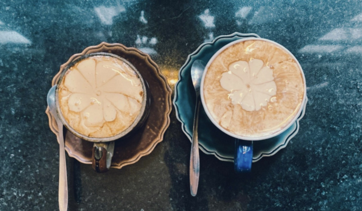 Cảnh báo nếu uống cà phê ngay sau khi thức dậy có thể sẽ làm tăng lượng đường trong máu