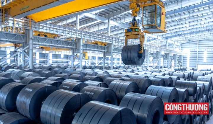 Giá thép hôm nay 14/9: Giá giảm mạnh, xuất khẩu thép Việt Nam sang một số thị trường tăng đột biến