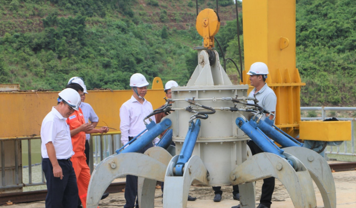 EVNGENCO2 kiểm tra hiện trạng kỹ thuật, hệ thống thiết bị Nhà máy Thủy điện Trung Sơn