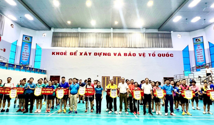 Công ty Apatit Việt Nam: Sôi nổi Giải thể thao chào mừng 68 năm Ngày truyền thống