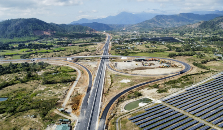 Đề xuất đầu tư dự án đường bộ cao tốc Nha Trang - Liên Khương