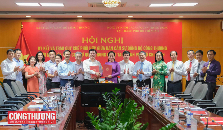 Đẩy mạnh phối hợp trong công tác đảng với Đảng ủy Khối các cơ quan Trung ương tại TP. Hồ Chí Minh