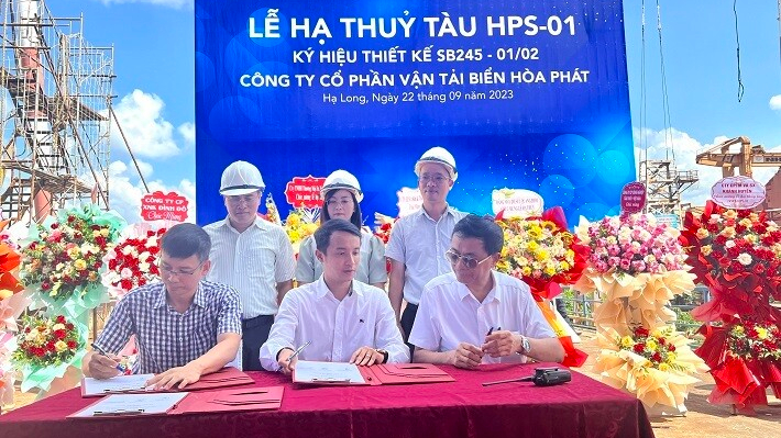 Hòa Phát hạ thủy tàu HPS-01 tải trọng 24.500 tấn