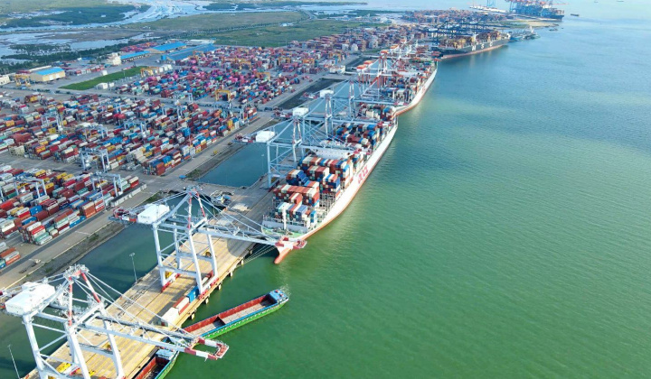 Container Việt Nam (VSC) bắt đầu hưởng lợi từ việc thâu tóm Cảng Nam Hải - Đình Vũ